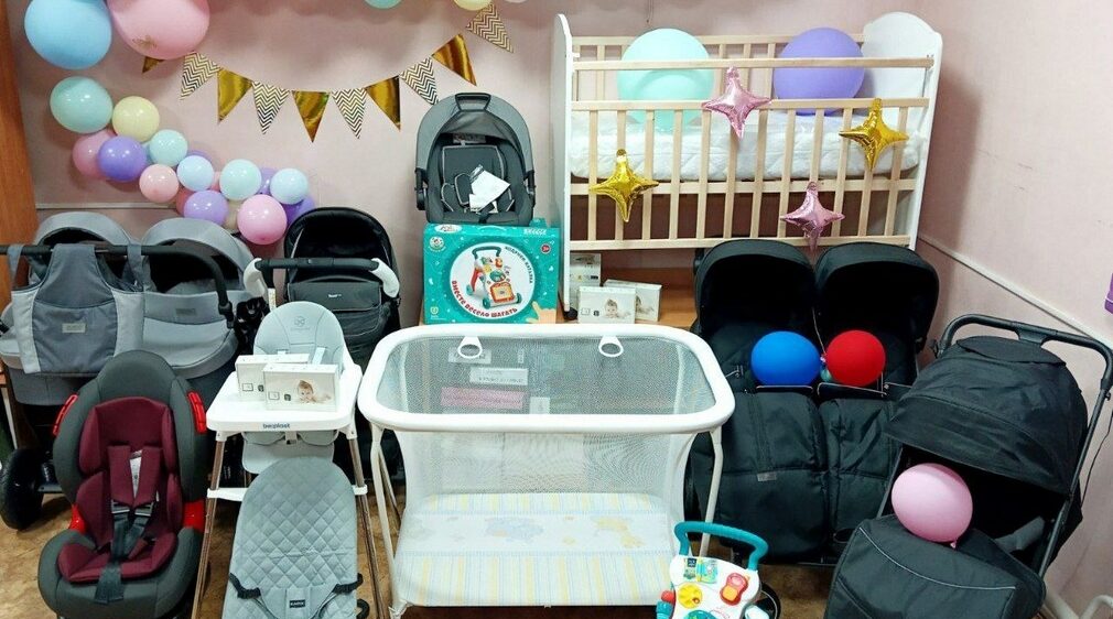 В Климово продолжает работать пункт проката для семей с детьми