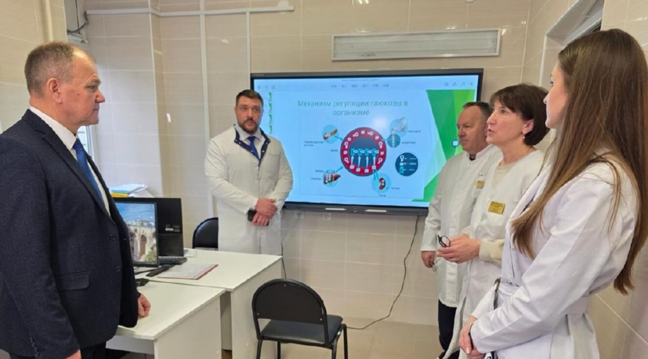 Щеглов оценил развитие медицины в поселениях Добрунь и Супонево