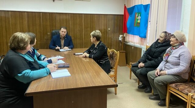 В Комаричском районе стартовала декада приема граждан партии «Единая Россия»