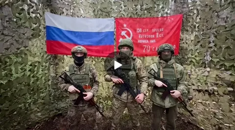 Брянских волонтеров поздравляют с Днем добровольца.