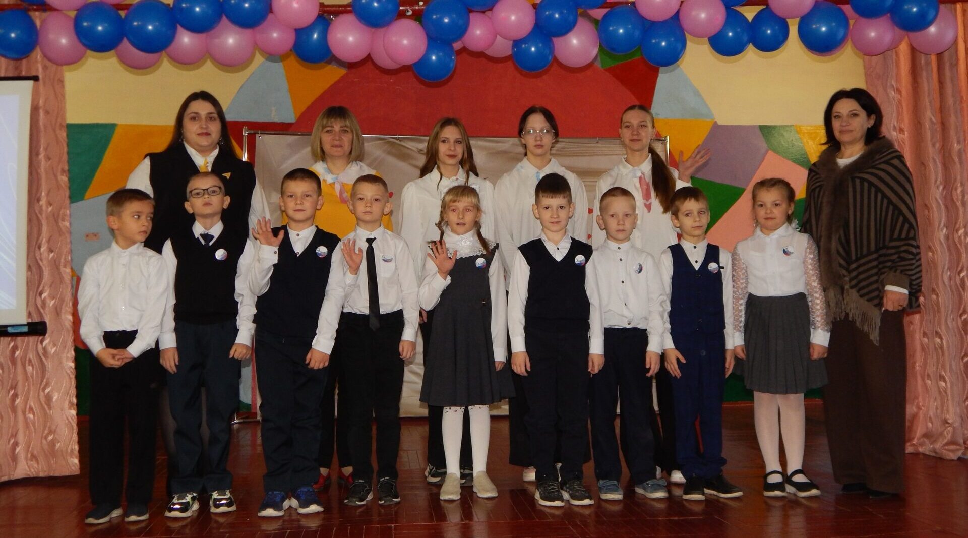 Лопандинская школа приветствует новых «Орлят России»