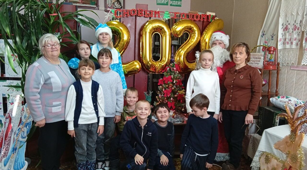 Новогоднее волшебство в Игрицкой библиотеке