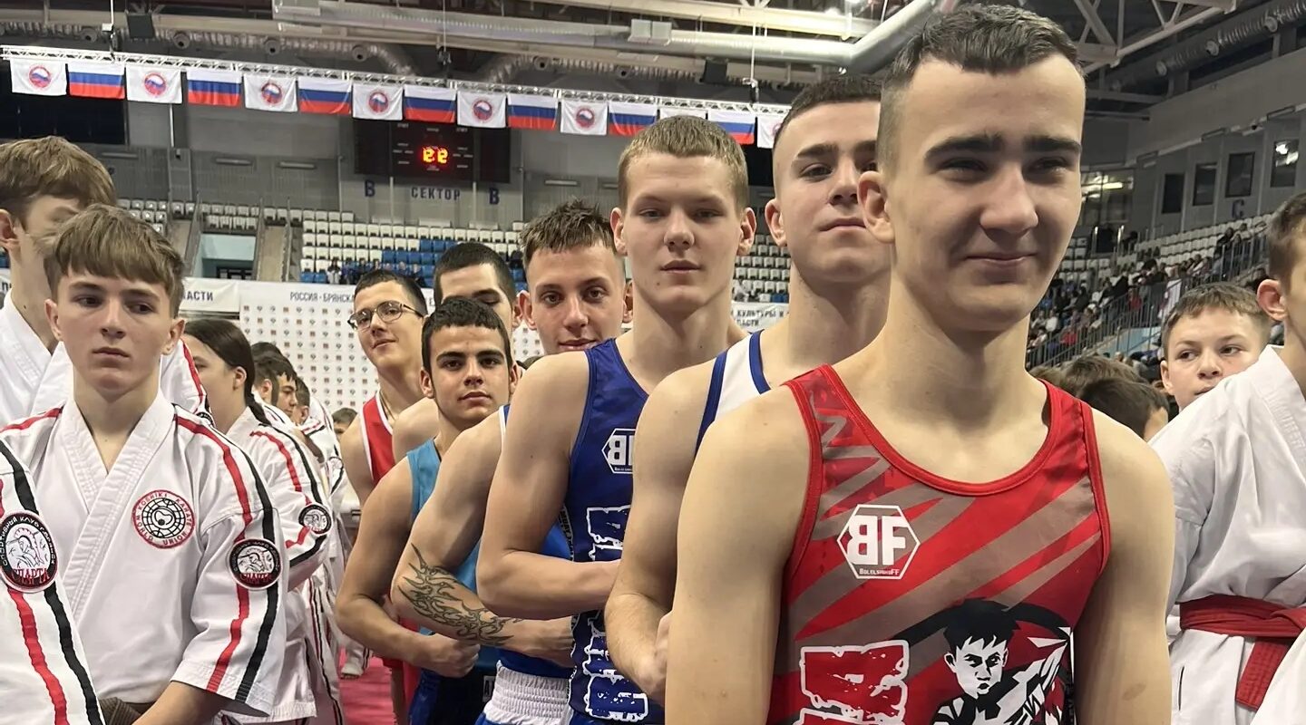 Спортсмены Комаричской СШ одержали десять побед в юношеских играх боевых искусств