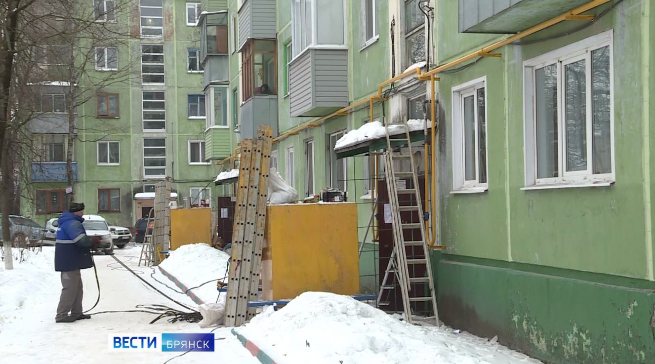 В 2026 году в 104 домах Брянска обновят кровлю