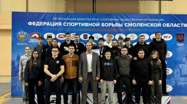 Брянские спортсмены отличились на Первенстве ЦФО по борьбе