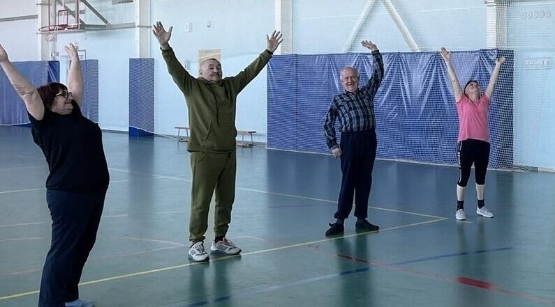 В Комаричском районе члены клуба «Активное долголетие» приняли активное участие в Декаде спорта