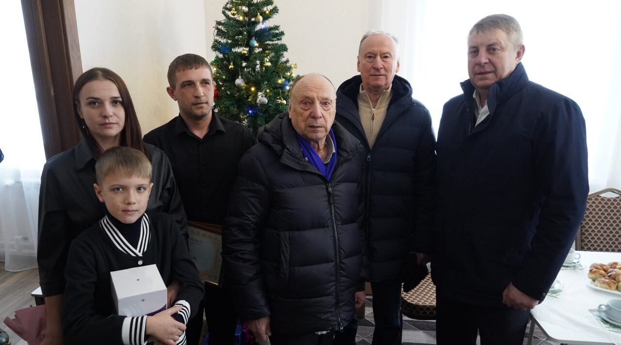 В Журиничах построен новый жилой комплекс для семей работников тепличного комбината