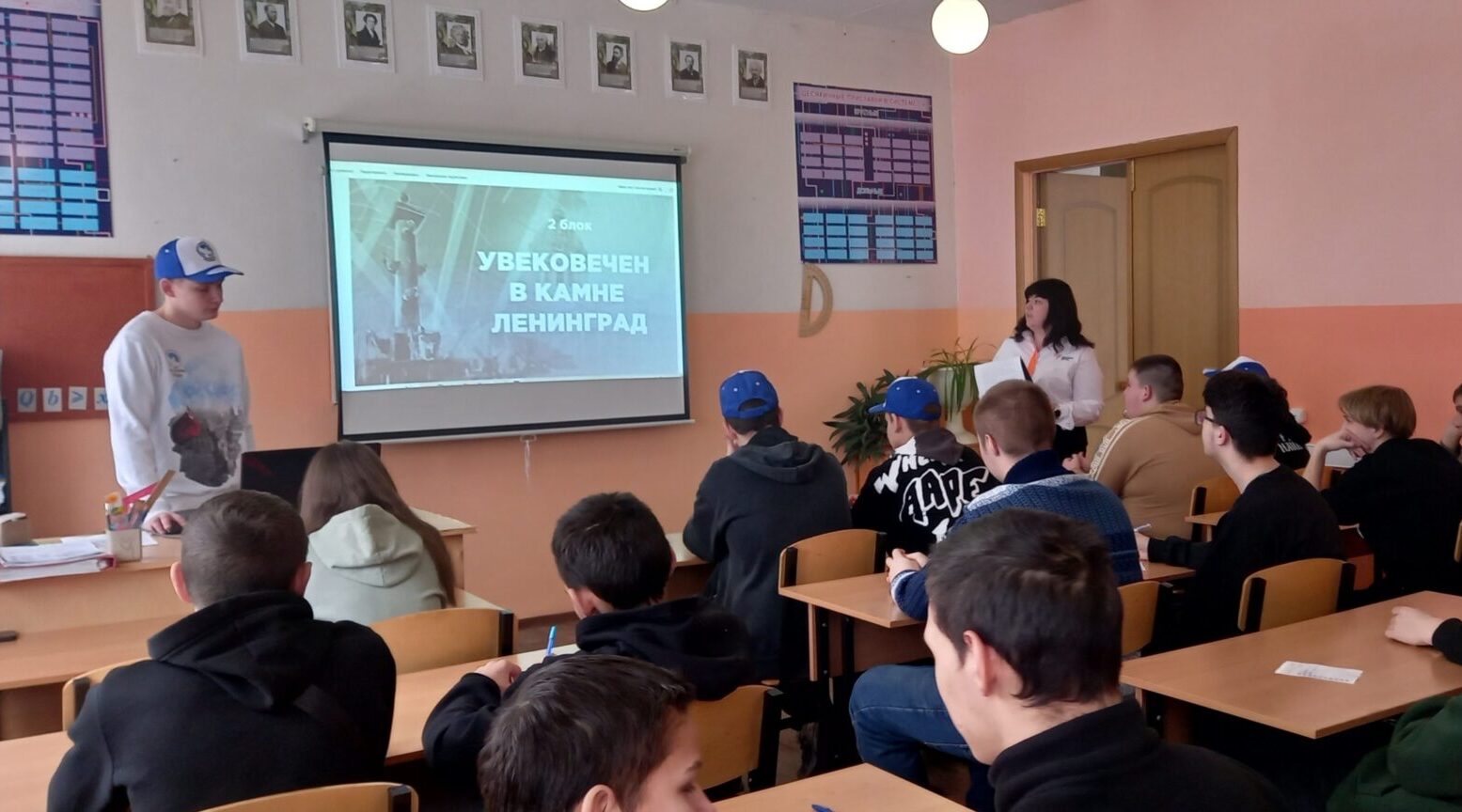 В Комаричском механико-технологическом техникуме провели интеллектуальную игру «ЯНВАРСКИЙ ГРОМ»
