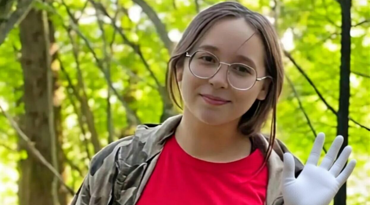 Комаричские студентки, активистки, спортсменки, наконец, они – просто красавицы!