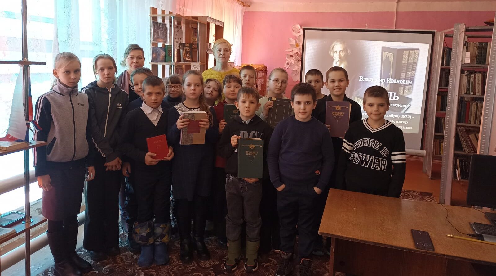 В Марьинской библиотеке провели познавательный урок «Собиратель слов В.И. Даль»