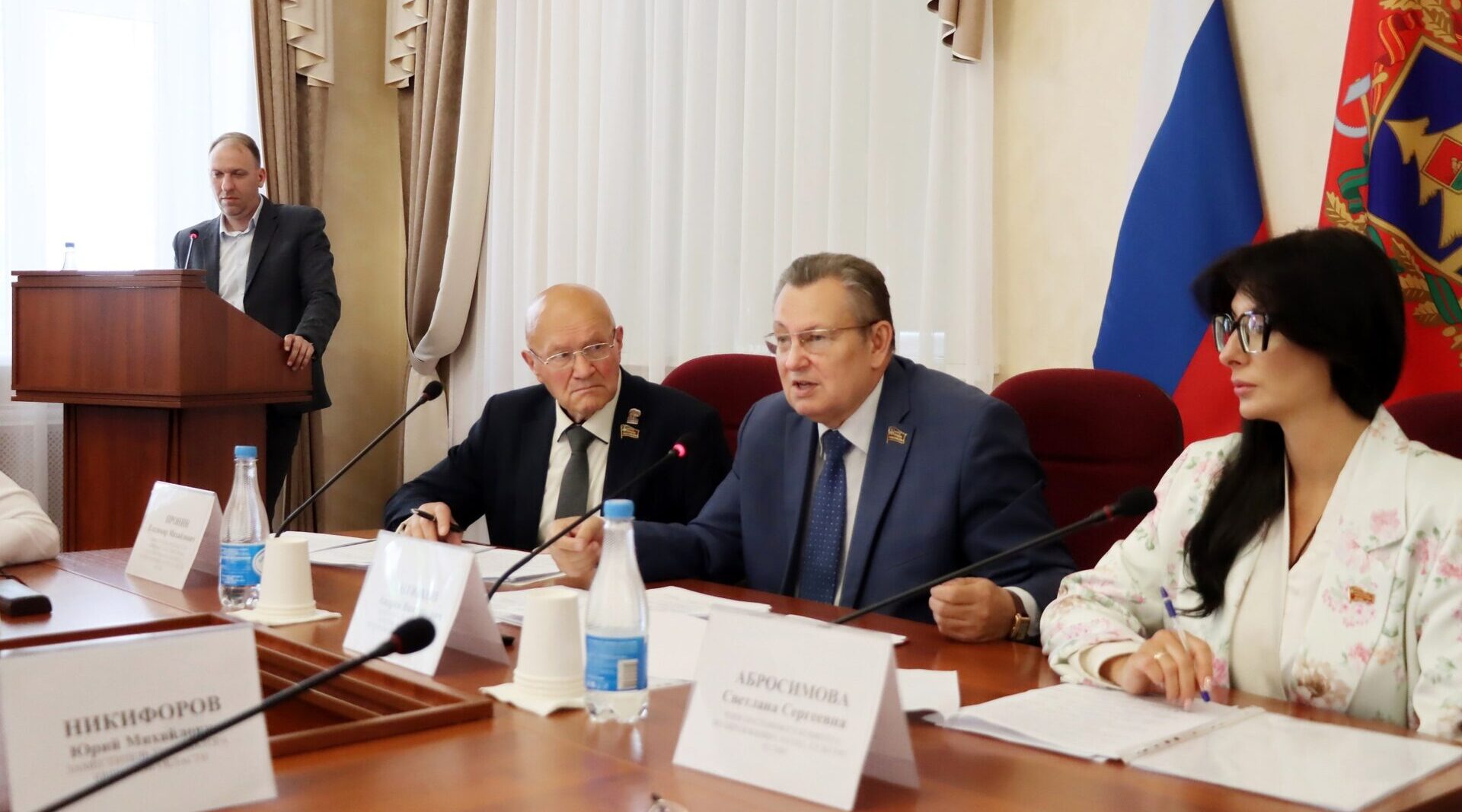 В Брянской областной Думе обсудили образование, культуру и СМИ