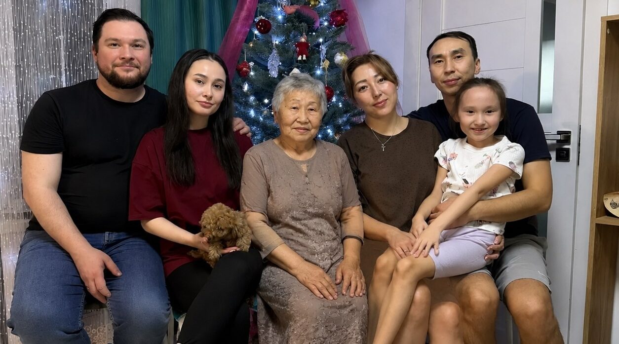 В сердце живут теплые воспоминания о далёких северных краях, где началась ее удивительная история
