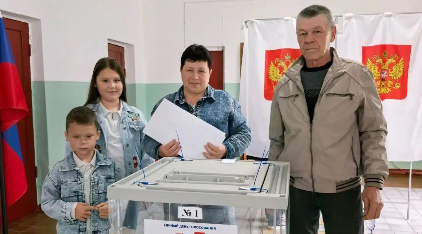 Голосование в Лопандино: пример гражданской ответственности и преемственности поколений