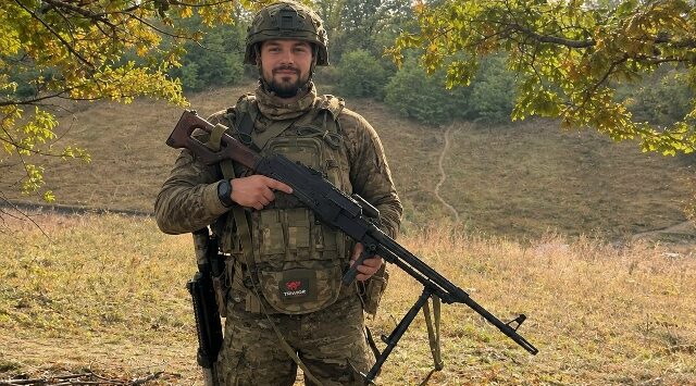 Боец с позывным «Корень» рассказал о ситуации на передовой