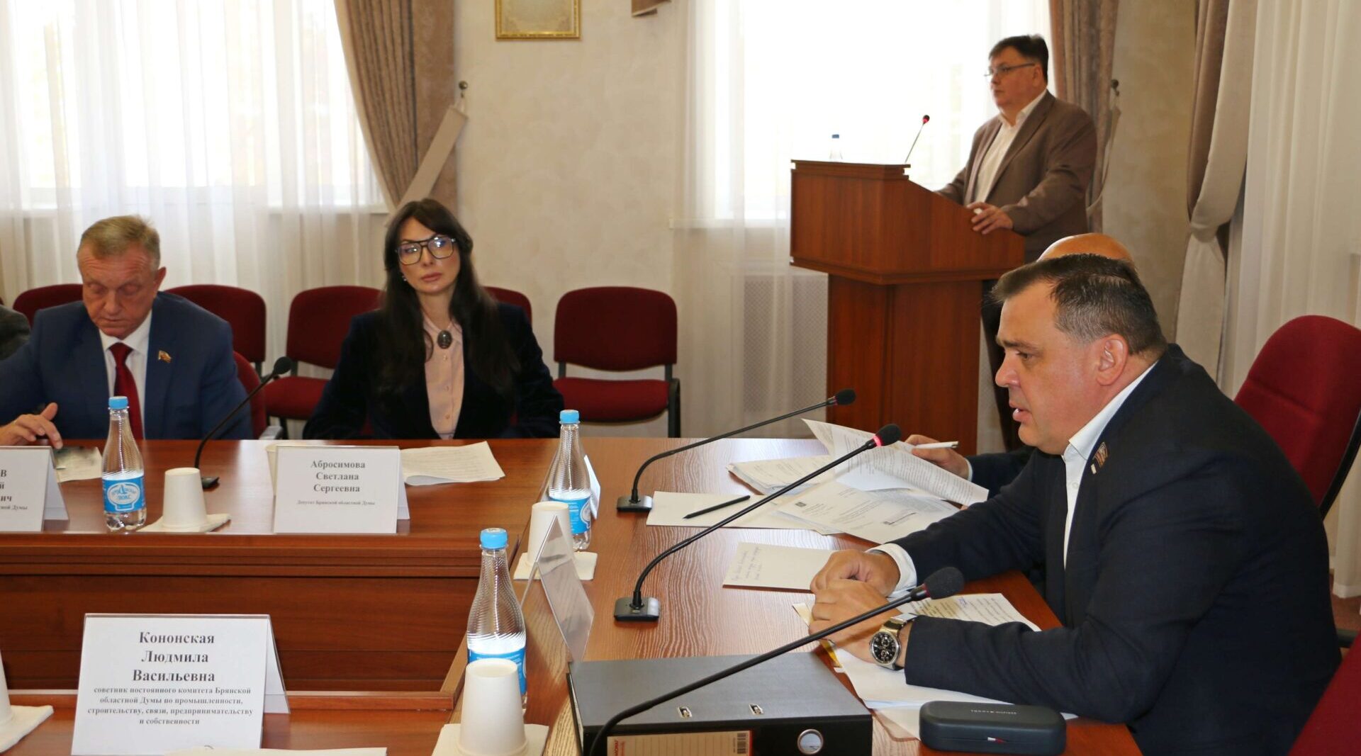 Поддержка предпринимательства и защита прав дольщиков в Брянской области