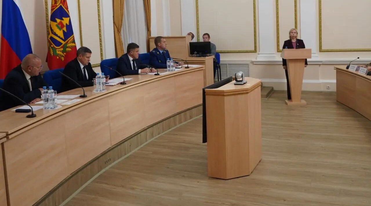 На заседании Правительства Брянской области обсудили работу ресурсоснабжающих организаций»