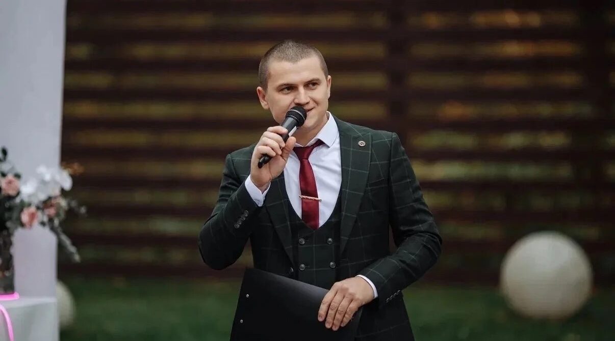 Иван Дайнеко из посёлка Климово заключил социальный контракт и купил новое оборудование.