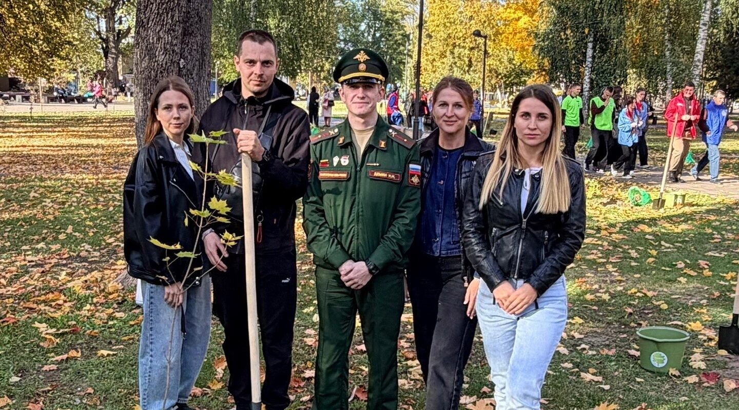 Ветераны СВО высадили деревья в Майском парке в рамках Всероссийской акции «Сохраним лес»